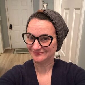 Meet your Posher, Stacy